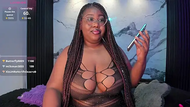 Darnellqueen online show from May 15, 2026, 10:17 pm