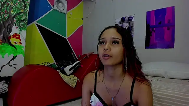 MarianaManzur online show from February 15, 2025, 2:11 pm