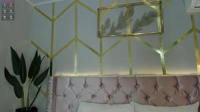 Snapshot of candy_beck chatting on December 5, 2024, 3:17 pm candy beck online show from December 5, 2024, 3:17 pm