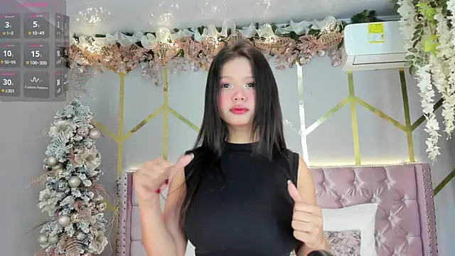 Snapshot of candy_beck chatting on December 21, 2024, 3:53 pm candy beck online show from December 21, 2024, 3:53 pm