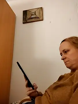 She-devilx online show from February 5, 2025, 9:18 pm