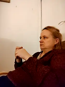 Snapshot of She-devilx chatting on April 30, 2026, 8:48 pm She-devilx online show from April 30, 2026, 8:48 pm