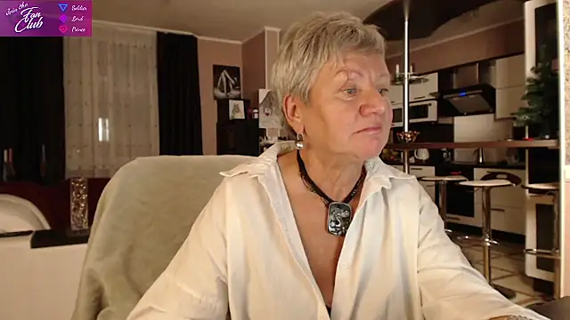 Snapshot of roxana_brooks chatting on December 17, 2024, 5:47 pm roxana brooks online show from December 17, 2024, 5:47 pm