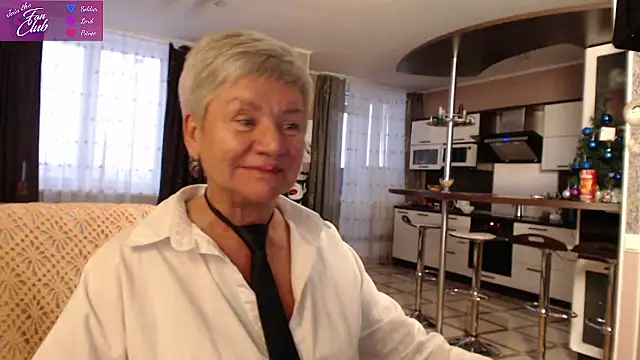 Snapshot of roxana_brooks chatting on January 12, 2025, 1:27 pm roxana brooks online show from January 12, 2025, 1:27 pm