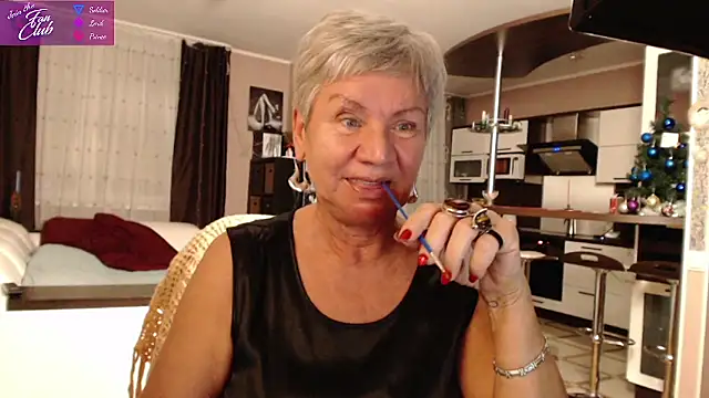 Snapshot of roxana_brooks chatting on January 13, 2025, 5:44 pm roxana brooks online show from January 13, 2025, 5:44 pm