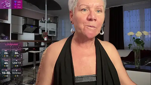 Snapshot of roxana_brooks chatting on January 27, 2025, 2:24 pm roxana brooks online show from January 27, 2025, 2:24 pm