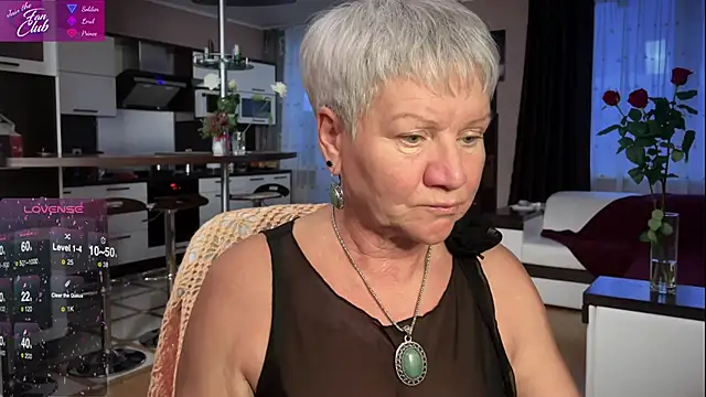Snapshot of roxana_brooks chatting on February 1, 2025, 2:13 pm roxana brooks online show from February 1, 2025, 2:13 pm