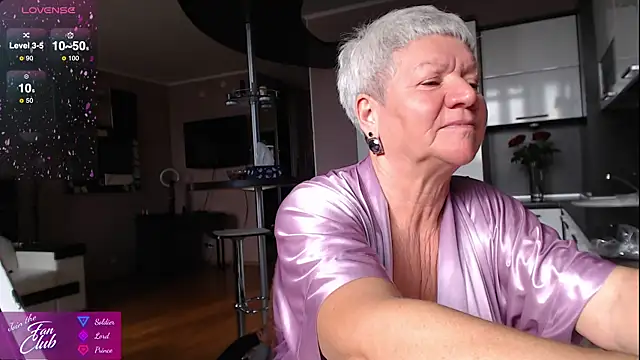 Snapshot of roxana_brooks chatting on September 27, 2025, 7:13 am roxana brooks online show from September 27, 2025, 7:13 am