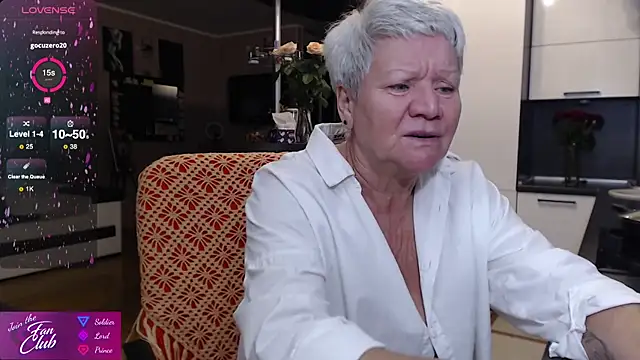 Snapshot of roxana_brooks chatting on October 5, 2025, 6:28 pm roxana brooks online show from October 5, 2025, 6:28 pm