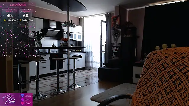 roxana brooks online show from July 17, 2026, 2:56 pm