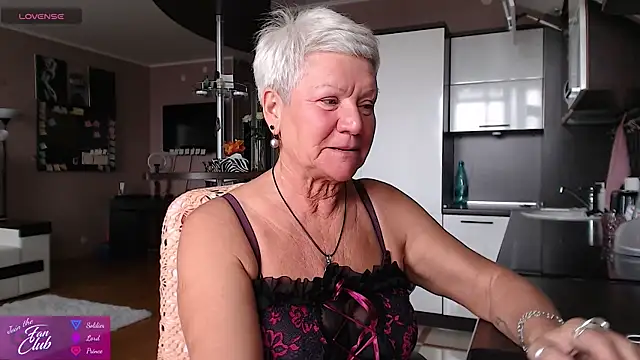 roxana brooks online show from July 22, 2026, 9:12 am