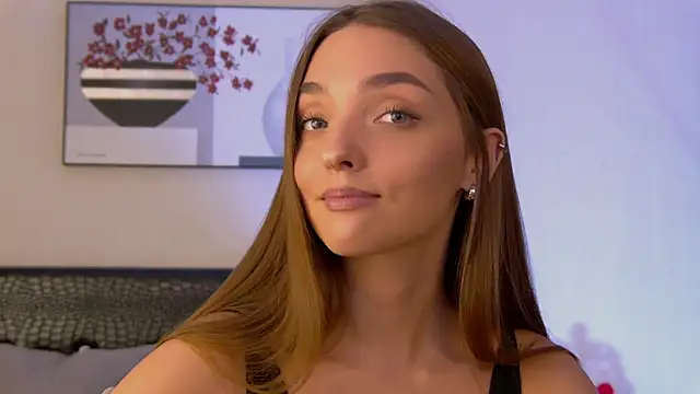 VirginieCruz online show from January 18, 2025, 8:41 am