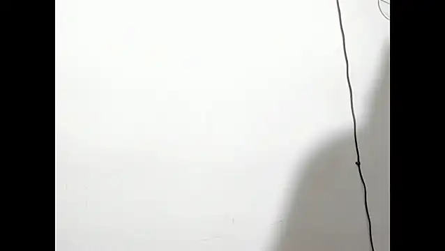 Snapshot of leah_passion chatting on January 8, 2025, 6:41 am leah passion online show from January 8, 2025, 6:41 am