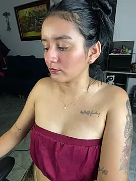Snapshot of Lucia-Candy chatting on March 1, 2025, 2:26 am Lucia-Candy online show from March 1, 2025, 2:26 am
