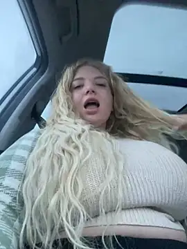 Snapshot of OdriOlsens chatting on December 30, 2024, 7:26 am OdriOlsens online show from December 30, 2024, 7:26 am