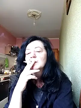 GypsiQueen2 online show from March 4, 2026, 7:25 am