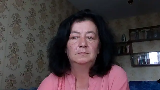 GypsiQueen2 online show from July 28, 2026, 11:39 am