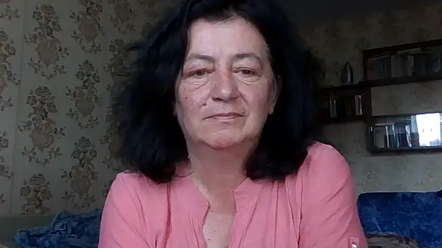 GypsiQueen2 online show from July 28, 2026, 12:48 pm