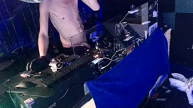 thingsbums online show from April 4, 2026, 7:50 am