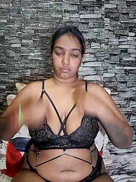 Xindias fantasyX online show from September 25, 2025, 7:06 pm