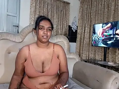 Xindias fantasyX online show from June 24, 2026, 6:51 pm