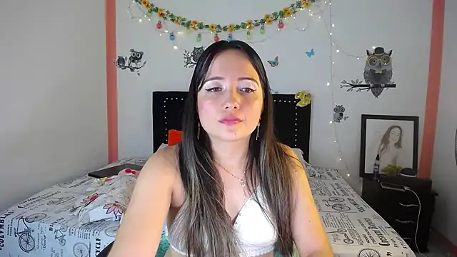 naughty girl 4u online show from March 9, 2025, 4:11 pm