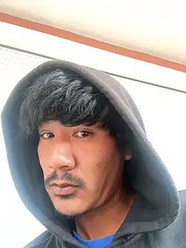 juniiorre online show from October 7, 2025, 7:05 am