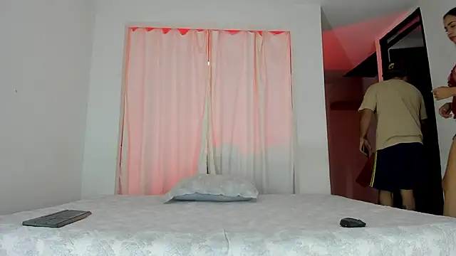 Fairycandyx online show from May 30, 2026, 7:27 am