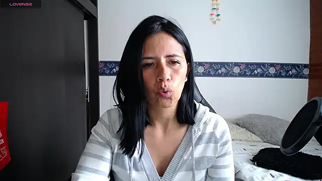 sharoon cheerry online show from September 19, 2025, 2:07 pm