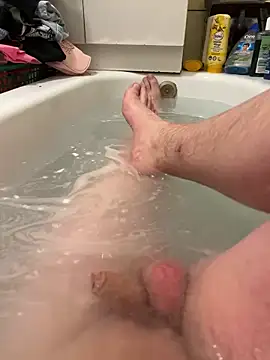 Snapshot of David19932908 chatting on January 29, 2025, 6:39 pm David19932908 online show from January 29, 2025, 6:39 pm