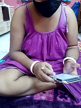 Snapshot of Bengali-boudi chatting on June 11, 2026, 6:39 pm Bengali-boudi online show from June 11, 2026, 6:39 pm