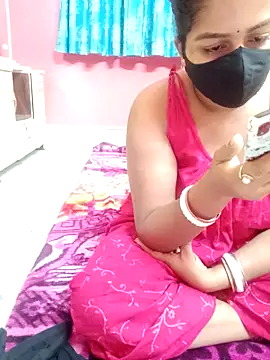 Snapshot of Bengali-boudi chatting on June 13, 2026, 6:17 pm Bengali-boudi online show from June 13, 2026, 6:17 pm