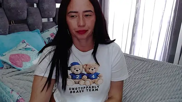 sara hott 1 online show from September 23, 2025, 8:34 pm