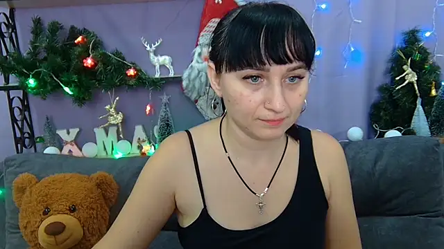 NinaFlawlees online show from December 3, 2024, 10:40 pm