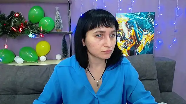 NinaFlawlees online show from January 11, 2025, 5:41 am