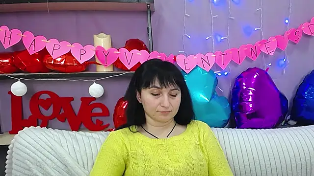 NinaFlawlees online show from February 8, 2025, 2:04 am