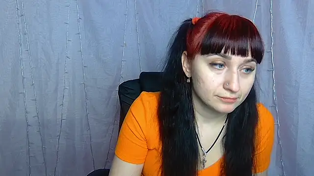 NinaFlawlees online show from March 21, 2026, 12:54 pm