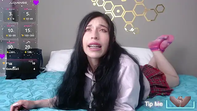 adriscute online show from January 10, 2025, 6:20 am