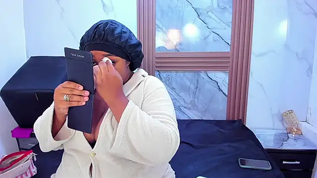 HannyMansonh online show from March 12, 2025, 3:24 am