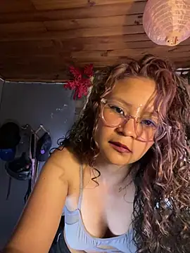 Hathorlove online show from January 21, 2025, 9:36 pm