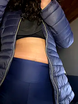 Hathorlove online show from September 16, 2025, 6:58 am