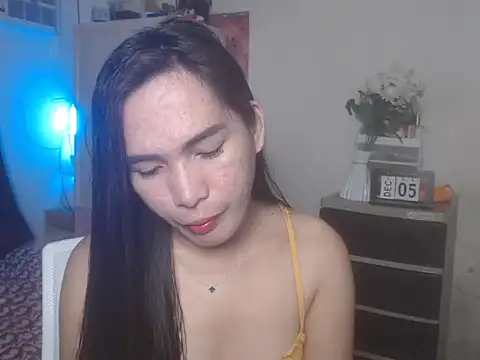 Msyensmith online show from December 5, 2025, 4:54 am