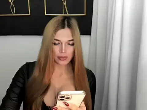 Snapshot of hotstellacumxxx chatting on March 10, 2025, 12:04 pm hotstellacumxxx online show from March 10, 2025, 12:04 pm