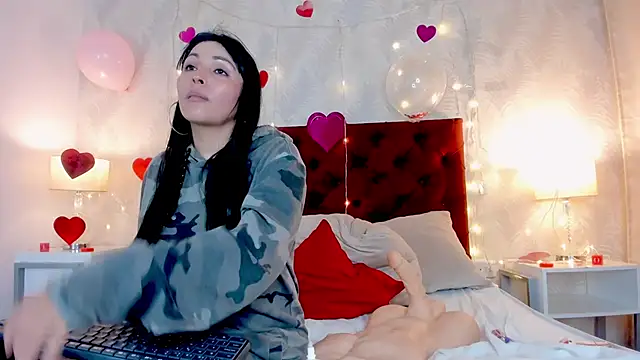 Snapshot of KarlyPrint chatting on February 14, 2025, 12:47 pm KarlyPrint online show from February 14, 2025, 12:47 pm