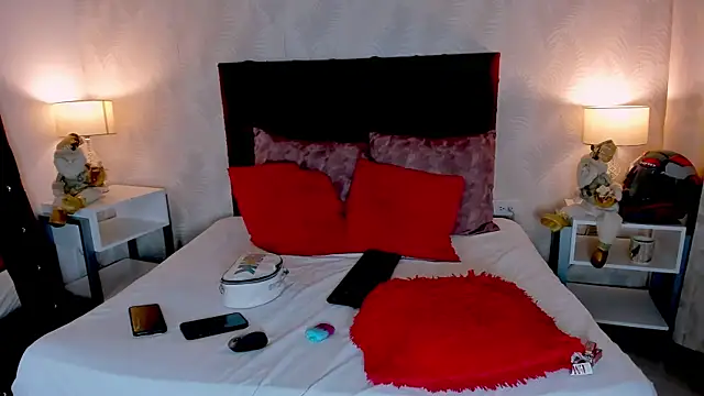 Snapshot of KarlyPrint chatting on December 4, 2025, 1:42 pm KarlyPrint online show from December 4, 2025, 1:42 pm