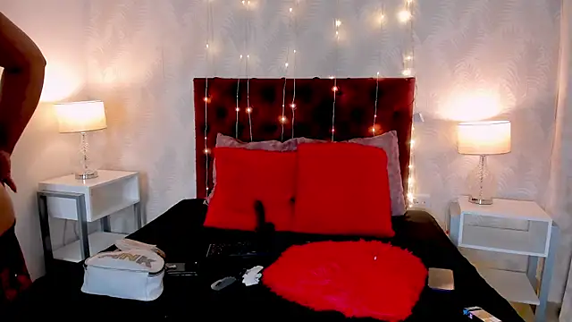 Snapshot of KarlyPrint chatting on February 5, 2026, 1:16 pm KarlyPrint online show from February 5, 2026, 1:16 pm