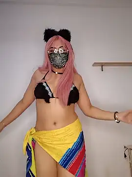 Snapshot of Bayan-Queen chatting on September 16, 2025, 12:00 am Bayan-Queen online show from September 16, 2025, 12:00 am