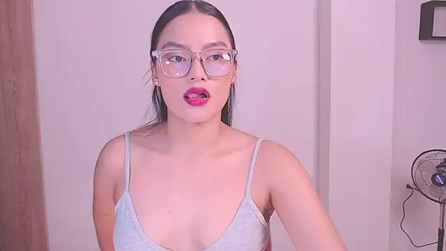 1eve rox online show from November 19, 2025, 11:49 pm