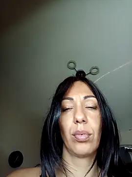 LeticiaWoods online show from September 15, 2025, 9:31 am