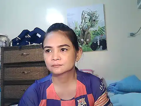Snapshot of Kisses-13 chatting on July 9, 2026, 2:54 pm Kisses-13 online show from July 9, 2026, 2:54 pm